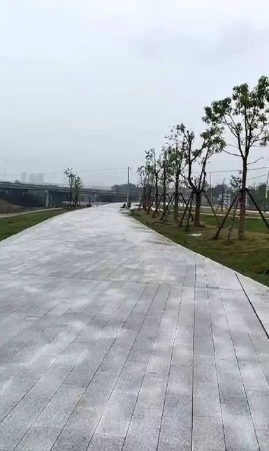 【麻城盛鑫石材】主營湖北芝麻白603、芙蓉白602、外墻干掛、地鋪、路沿石等異形板材