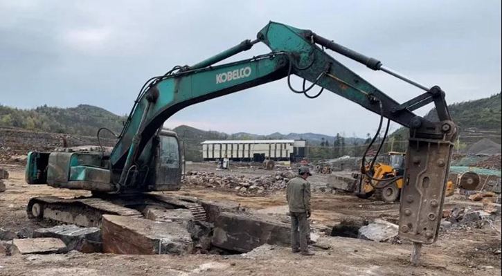 重慶黑石產區彭水縣中國黑石材及礦山欣賞！