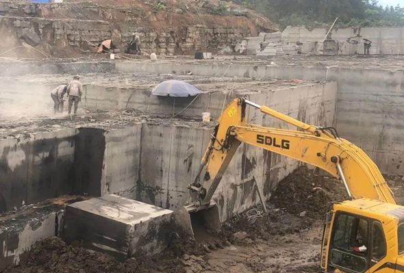 重慶黑石產區彭水縣中國黑石材及礦山欣賞！