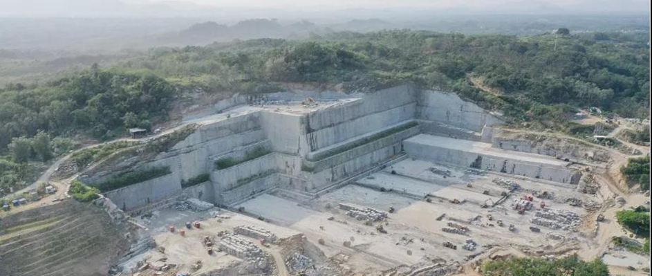 海南芝麻黑礦山產(chǎn)區(qū)-屯昌縣花崗巖礦區(qū)和（海金剛、金點(diǎn)灰麻）石材欣賞