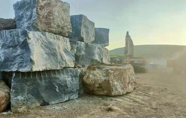 河南黑青石產區鶴壁市淇縣黑青石礦山石材產品欣賞