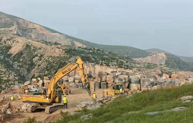 河南黑青石產區鶴壁市淇縣黑青石礦山石材產品欣賞