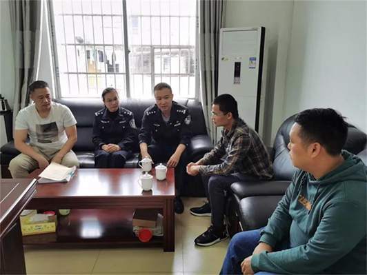 鐘山縣（廣西芝麻黑產地）警方成功偵破！擅自占用林地開采花崗巖石材案件