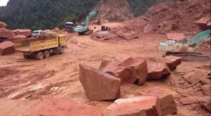 四川雅安滎經縣石材產品中國紅、滎經紅、雅蒙黑石材