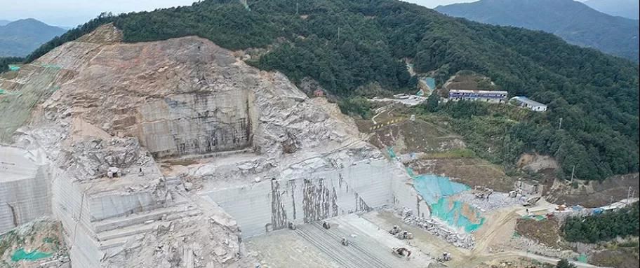 江西芝麻白新礦產(chǎn)區(qū)江西省贛州市尋烏縣贛南白麻礦山及產(chǎn)品欣賞