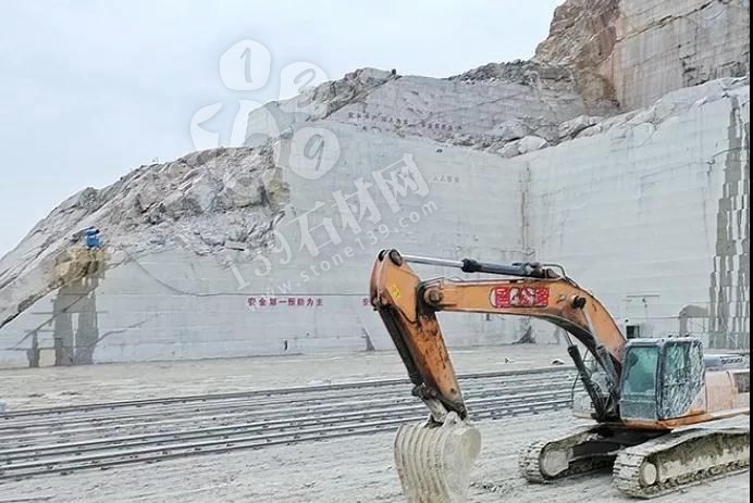 江西芝麻白新礦產(chǎn)區(qū)江西省贛州市尋烏縣贛南白麻礦山及產(chǎn)品欣賞