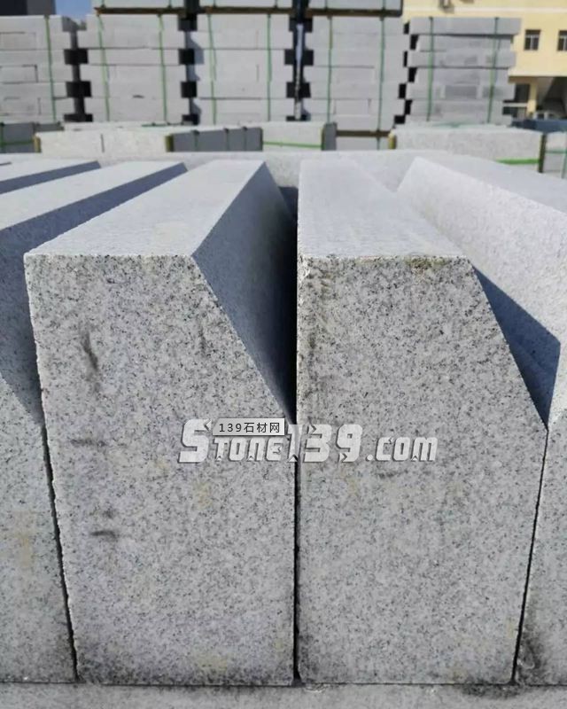 石材路沿石是如何倒角的？倒角費(fèi)用是多少？有什么注意事項(xiàng)！