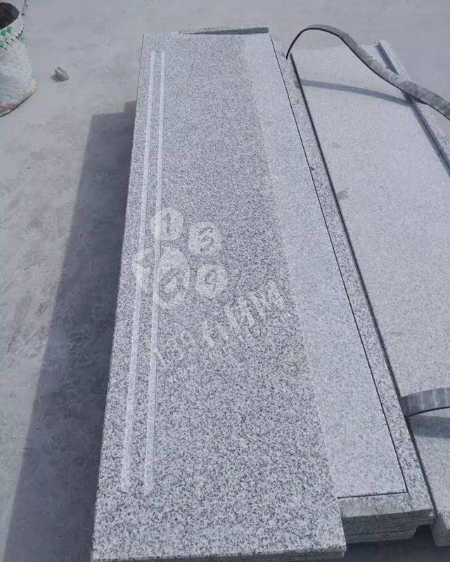 麻城張順利石材廠主要經營湖北芝麻白、芙蓉白環境石,地鋪石,路延石,小方石