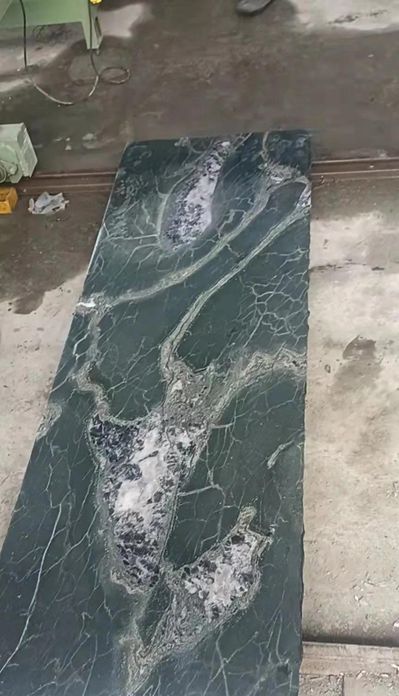 陜西石材產區(qū)安康白河縣石材資源和石材產品（夢幻彩云、青石、盤古綠）介紹