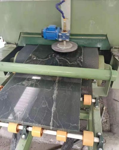 陜西石材產區(qū)安康白河縣石材資源和石材產品（夢幻彩云、青石、盤古綠）介紹