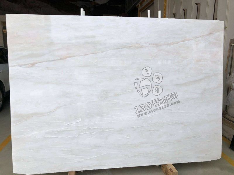 卡里冰玉大理石產地和應用以及大板價格介紹