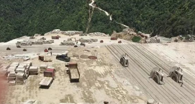 江西德興非金屬礦產(chǎn)(石材)業(yè)現(xiàn)狀調(diào)查:多數(shù)企業(yè)已到生死關(guān)頭 德興石材礦山