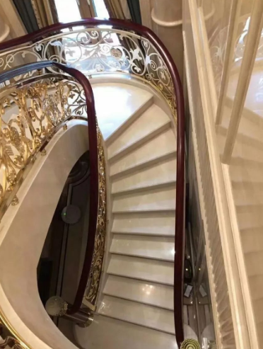 大理石旋轉樓梯