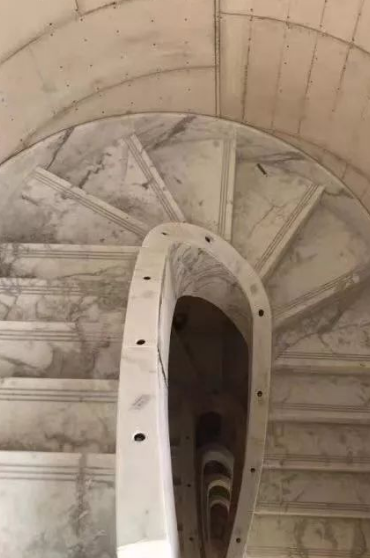 大理石旋轉樓梯