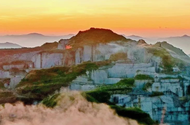 漳州市長泰區(qū)現(xiàn)有1374.83萬m3老礦芝麻黑剩余廢棄石料拍公告 漳州市長泰區(qū)吳田山廢棄礦山生態(tài)修復(fù)工程