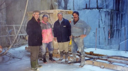 石材礦山開采工藝與設備解析