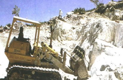 石材礦山開采工藝與設備解析