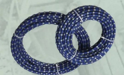 石材礦山開采工藝與設備解析