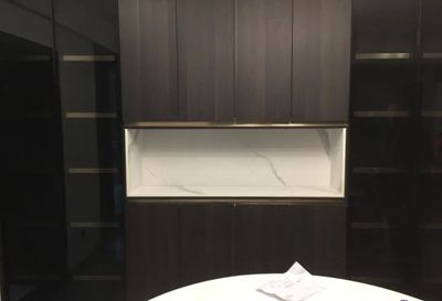 家里的鞋柜酒柜用石材做臺面的兩種方式和優(yōu)缺點(diǎn)