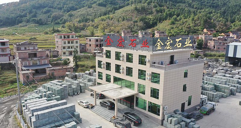 廣西芝麻黑礦山開采、金宏石業鐘山青（廠礦一體）