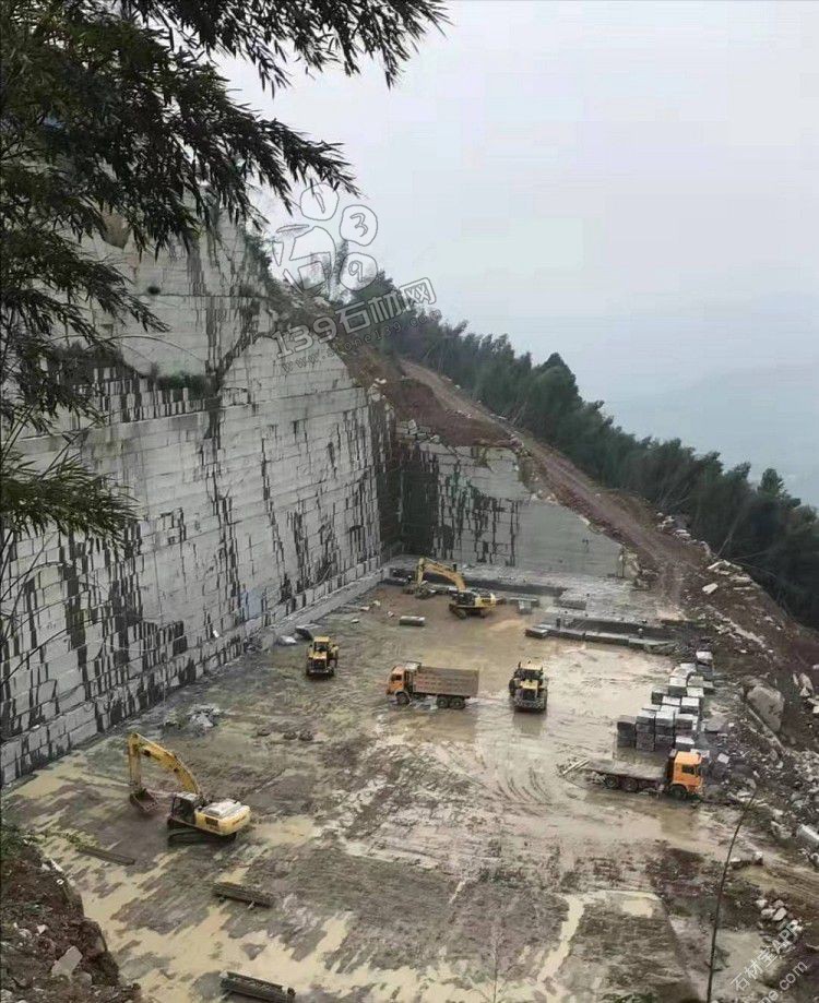 江西芝麻黑奉新石材產區