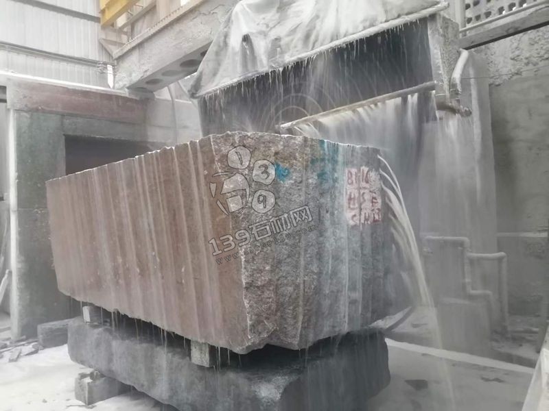 海藍(lán)寶花崗巖究竟有何魅力，能讓這家石企如此專注