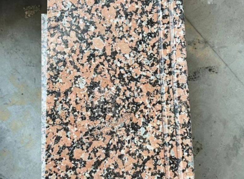 內蒙古烏蘭察布化德縣長順鎮西佳木斯（紅色花崗巖）飾面石材欣賞！