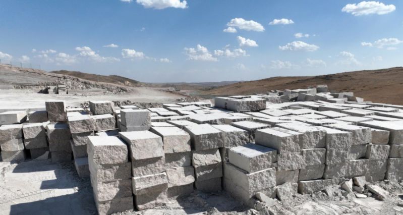 內蒙古烏蘭察布化德縣長順鎮西佳木斯（紅色花崗巖）飾面石材欣賞！