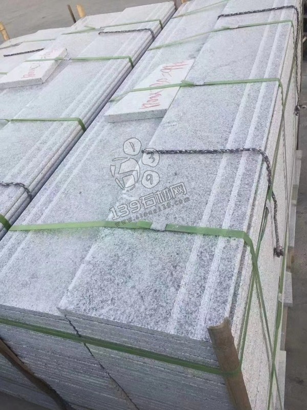 河南泌陽生產(chǎn)廠家主要產(chǎn)品（芝麻白、芝麻灰）花崗巖