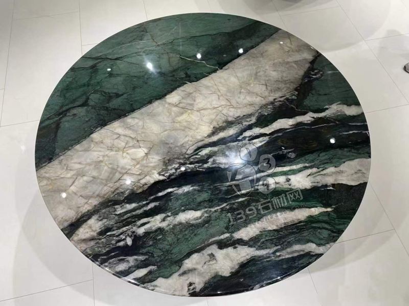 綠色奢石餐桌百達翡翠