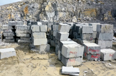 挖掘好“金沙黑”得天獨厚的資源優勢!金沙縣委副書記、縣長張銘到金沙(西南)石材生態產業園項目調研 貴州金沙黑 貴州黑石