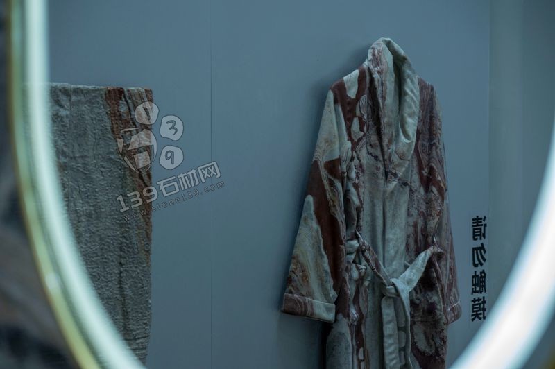 莫妮卡紅大理石