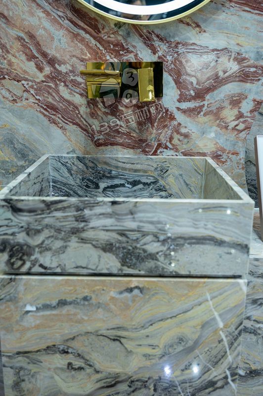 莫妮卡紅大理石