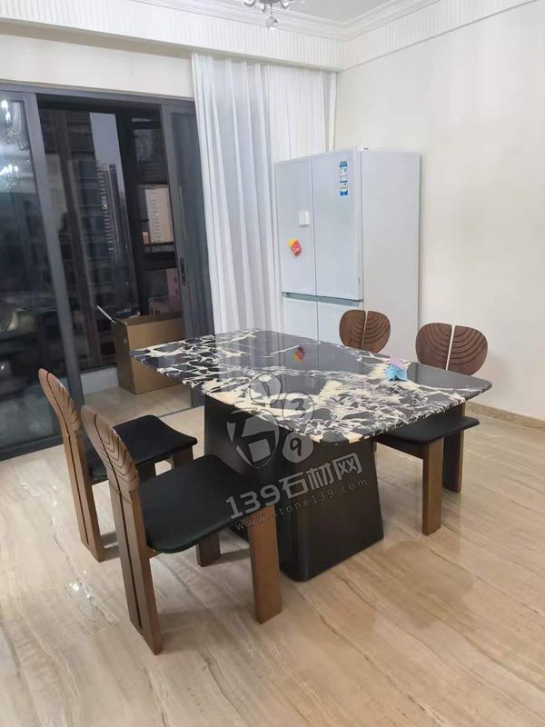 撿漏的特價寶格麗黑大理石餐桌圓桌